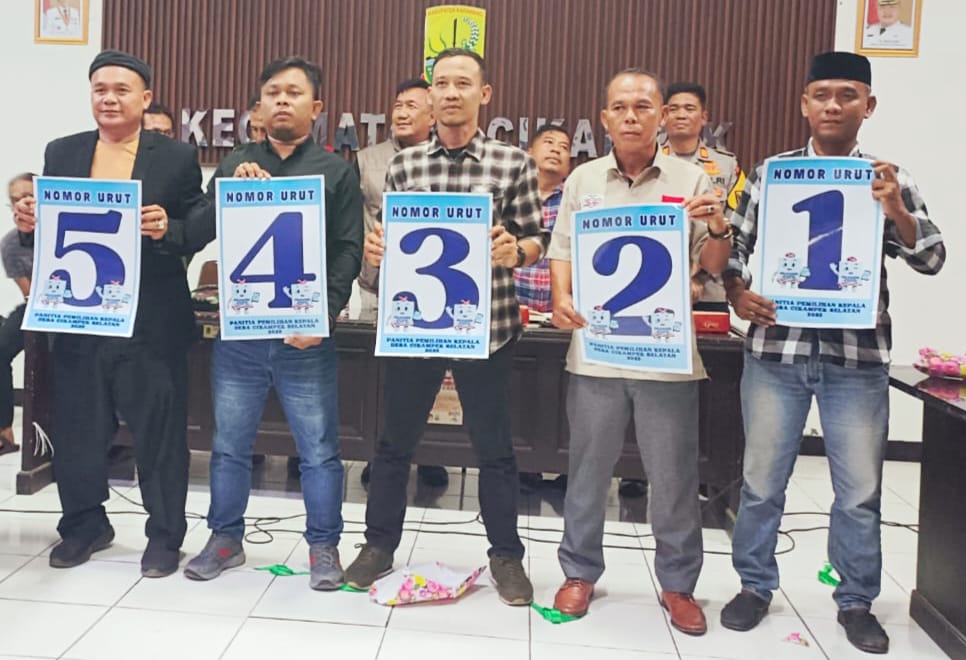 Rapat Pleno Pemilihan Kepala Desa ( Pilkades ) Cikampek Selatan